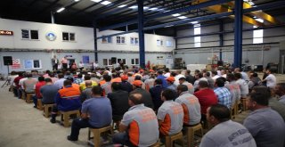 Akın İşçilerle Toplantı Yaptı