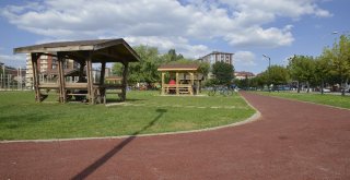 Tepebaşında Parklar Yenileniyor