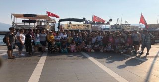 Hayata Smaç Projesinde Öğrencilerin İlk Deniz Keyfi