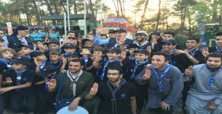 Başkan Uysal 15 Ülkeden Gelen İzcilerle Kampta Buluştu