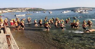 Boğazı Yüzerek Geçtiler