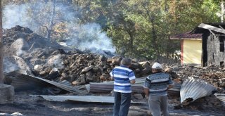 Tosyada Mağdur Vatandaşlara Afad Ve Kızılay Ekipleri Yardımda Bulundu