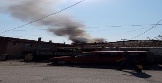 Sakaryada Çatı Yangını Paniğe Neden Oldu
