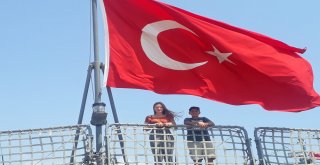 Büyük Zaferin 96. Yıldönümünde Donanma Komutanlığı Kapılarını Vatandaşlara Açtı