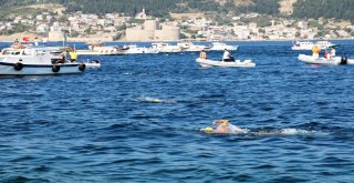 Boğazı Yüzerek Geçtiler