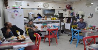 Karslı Esnaftan Başkan Erdoğana Destek