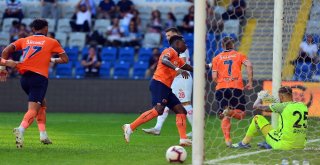 Spor Toto Süper Lig: Medipol Başakşehir: 1 - Antalyaspor: 0 (Maç Devam Ediyor)