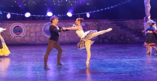 Büyükçekmece Festivali Muhteşem Görsel Şölenle Başladı