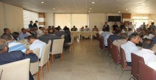 Vali Yıldırım Malazgirtliler İle Bayramlaştı