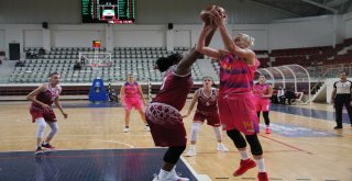 Türkiye Kadınlar Basketbol Ligi: Yalova Vıp: 63 - Elazığ İl Özel İdaresi: 79