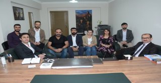 Kaymakam Aycadan Reng-İ Hakkari Sanat Topluluğuna Ziyaret