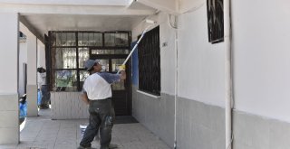 Muratpaşa Belediyesinden Okullara Destek