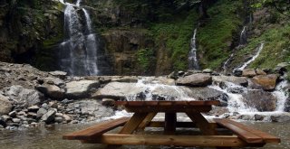 Çağlayandibi Şelalesi İlgi Çekiyor