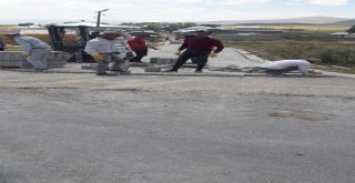Yukarı Yanıktaş Mahallesinde  Kilitli Parke Taşı Çalışması