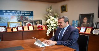 Başkan Çetin, Klavye Başında Sorun Çözüyor
