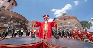 Ankara Kalesinde Turistlere Mehterli Karşılama