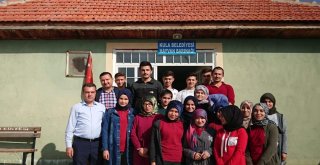 Liseli Öğrencilerin Hayvan Sevgisi