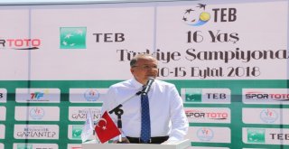 Tenis Turnuvasında Şampiyonlar Belli Oldu