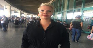 Tatilciler Akın Akın İzmir Otogarından Memleketlerine Gidiyor