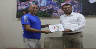 Millilerden Başkan Yavaşa Şampiyonluk Sözü