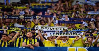 Şampiyonlar Ligi: Fenerbahçe: 0 - Benfica: 0 (Maç Devam Ediyor)