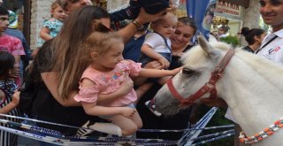 Artvinde Çocuk Şenlikleri Renkli Görüntülere Sahne Oldu