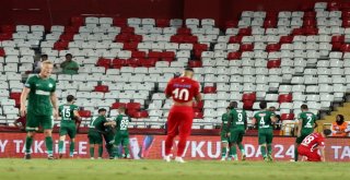 Spor Toto Süper Lig: Antalyaspor: 1 - Atiker Konyaspor: 2 (İlk Yarı)