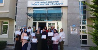 Hanımlar F Klavye Ve Dikiş Nakış Sertifikası Aldı