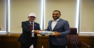 Bakan Yardımcısı Yerlikaya Tokyo Paralimpik Olimpiyatları Öncesi Japon Heyeti İle Bir Araya Geldi