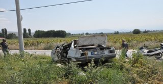 Trafik Kazasında Karnındaki Bebeğiyle Can Verdi