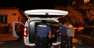 İzmir'de İki Hırsız Suçüstü Yakalandı