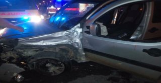 Dalamanda Trafik Kazası; 5 Yaralı
