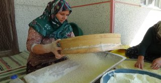 Bu Köyde Kuskus Kadınların Geçim Kapısı Oldu