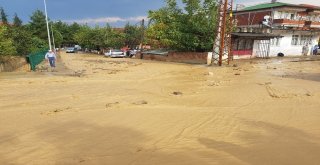Dolu Ve Sağanak Yağış Maddi Hasara Yol Açtı