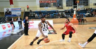 Sakarya Büyükşehir Basket Almanyadan Galibiyetle Dönmeyi Hedefliyor