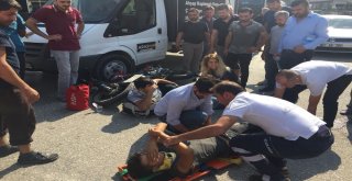 Motosiklet İle Minibüs Böyle Çarpıştı
