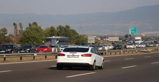 Boluda Tatil Dönüşü Trafik Yoğunluğu Başladı