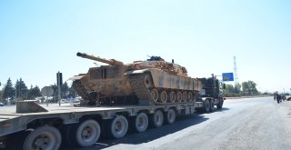 Hatayda Askeri Sevkiyat Devam Ediyor