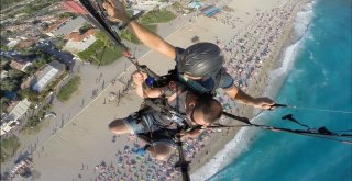 Yamaç Paraşütüyle Atlayan Tatilcilerin Zor Anları