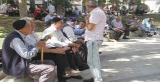 Sıcaklıklar Arttı, Vatandaşlar Parklarda Serinlemeye Çalıştı