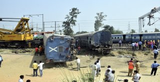 Hindistanda Tren Kazanlarında Son İki Yılda Yaklaşık 50 Bin Kişi Öldü