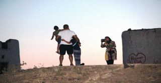 Kanlı Ay İle Aynı Karede Fotoğraf Çekinmek İçin Yarıştılar