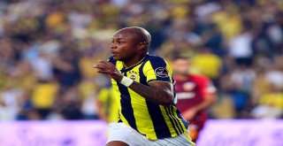 Spor Toto Süper Lig: Fenerbahçe: 1 - Kayserispor: 0 (İlk Yarı)