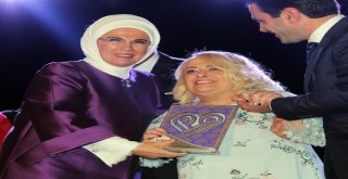 Emine Erdoğan: Kadına Şiddet İnsanlığa İhanettir