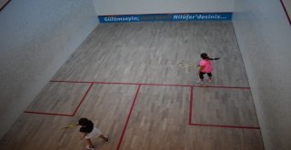 Nilüfer Squash Türkiye Şampiyonasına Ev Sahipliği Yapıyor