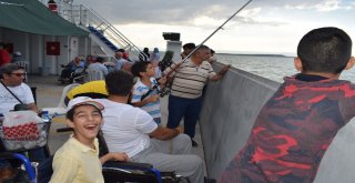 Engellilerin Tekne Turu Mutluluğu