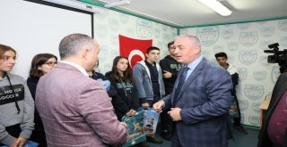 Lise Son Sınıf Öğrencilerine Eğitim Desteği