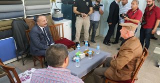 Vali Atik, Hasta Ve Engelli Vatandaşın Davetini Kırmadı