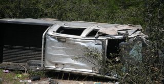 Denizlide Trafik Kazası: 1 Ölü, 2 Yaralı