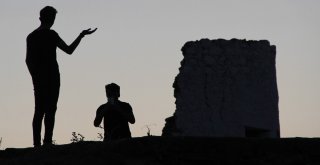 Kanlı Ay İle Aynı Karede Fotoğraf Çekinmek İçin Yarıştılar